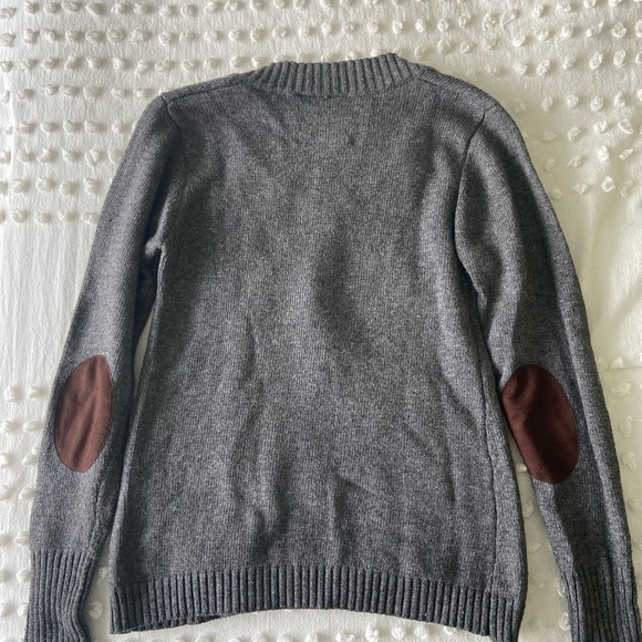 Ohio State Buckeyes Women’s Script Grey Sweater - Picture 7 of 8